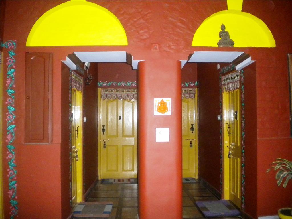 Ganpati Guest House Varanasi Luaran gambar